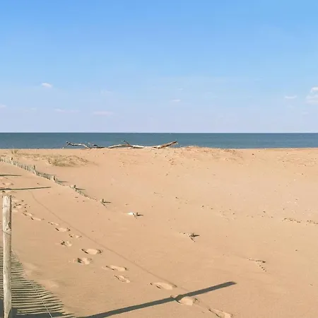 Hébergement de vacances 2 Bedroom Lovely In Sur
