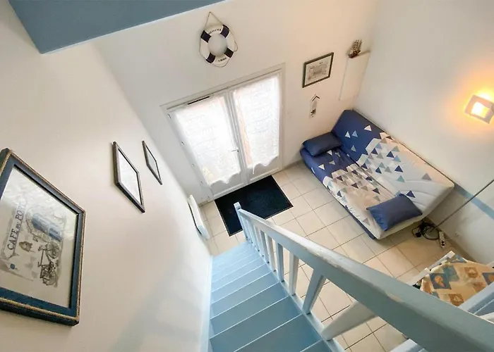 Stunning In Sur La Faute-sur-Mer